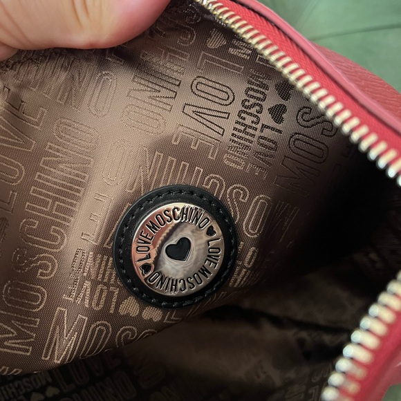 Moschino red clutch. Authentic. - Picture 3 of 5